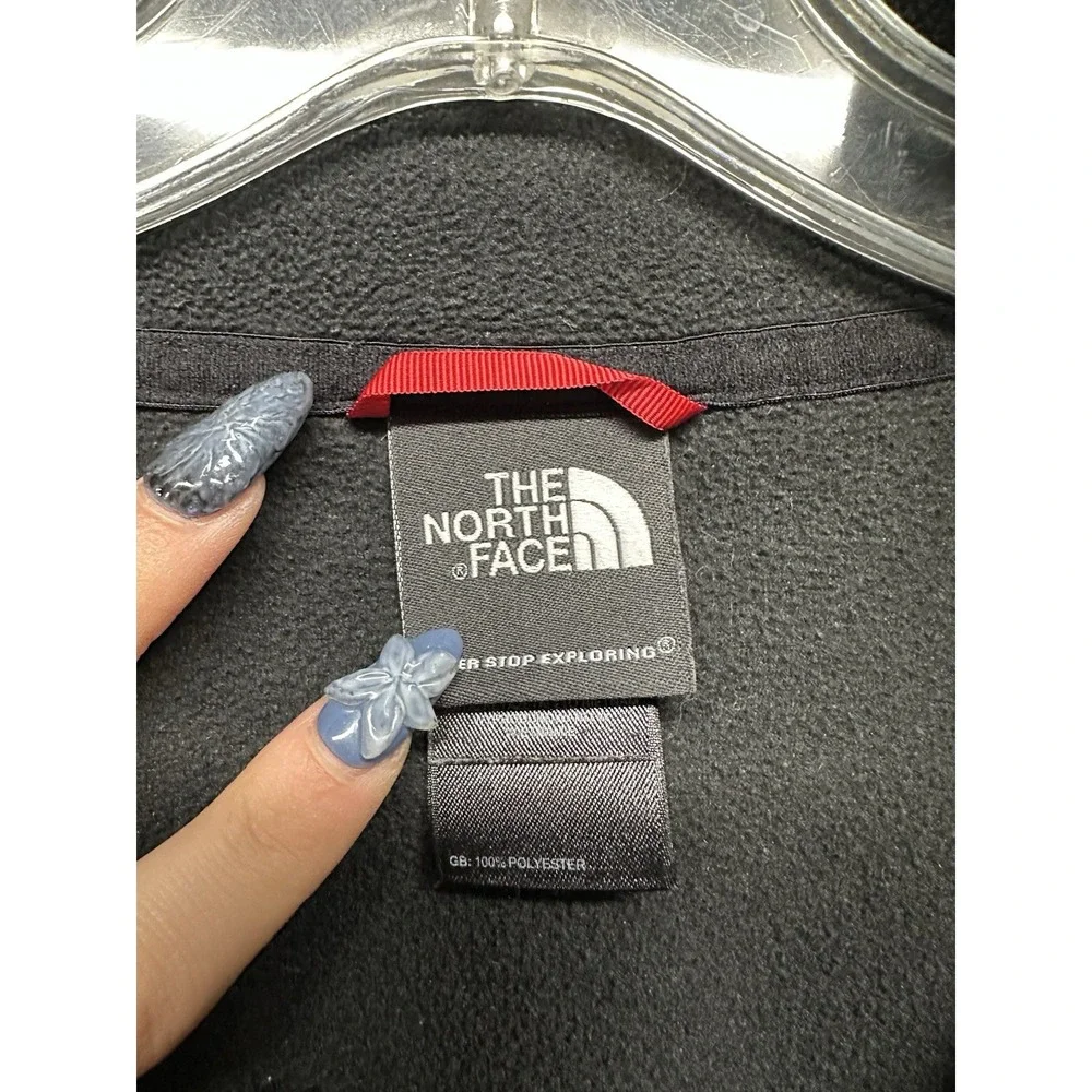 The North Face Men's 1/4 Zip Jacket Size Medium‎